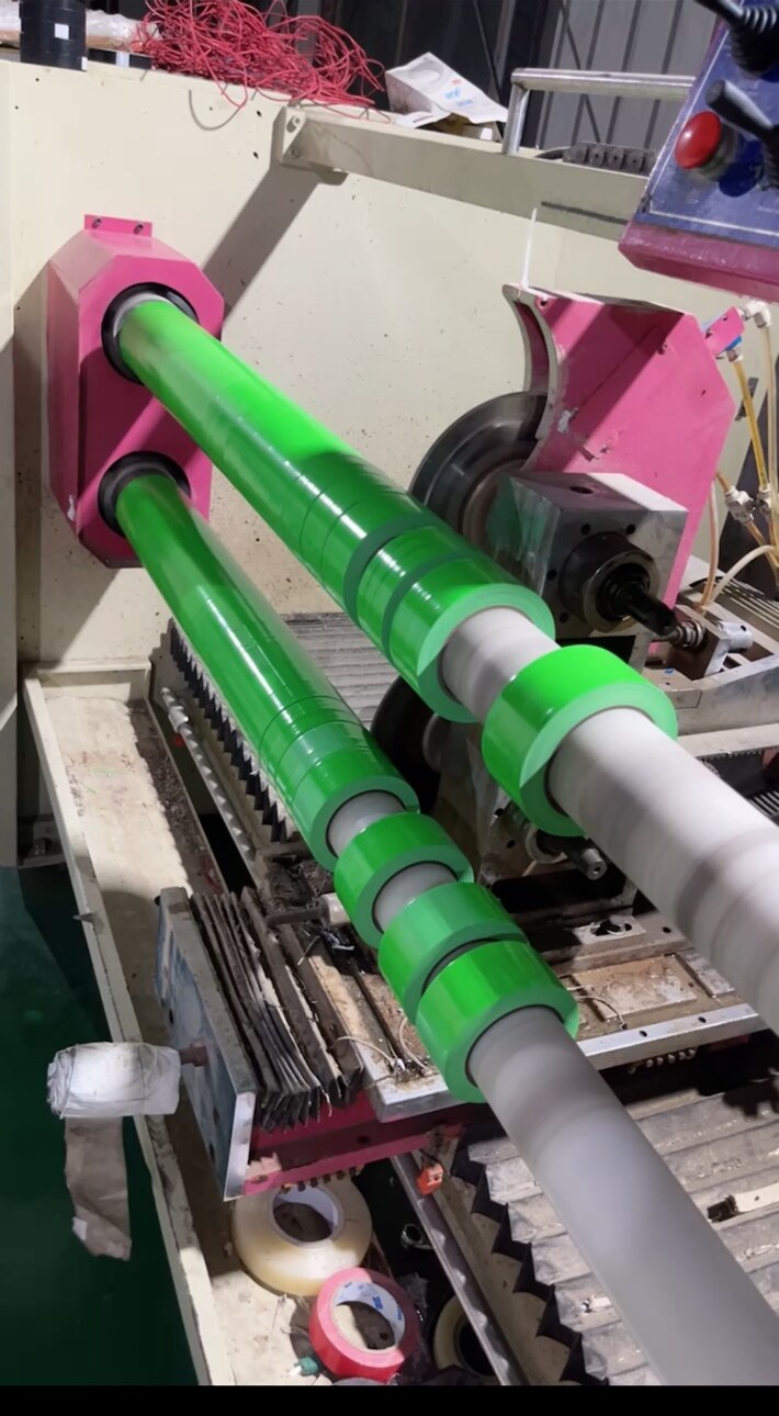 Green protection tape slitting · video frame